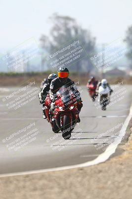 media/Sep-20-2025-TrackDaz (Sat) [[27f0cde673]]/B Group/220pm (Turn 9)/